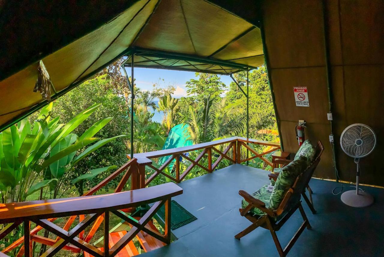 Las Caletas Lodge Drakes Bay エクステリア 写真