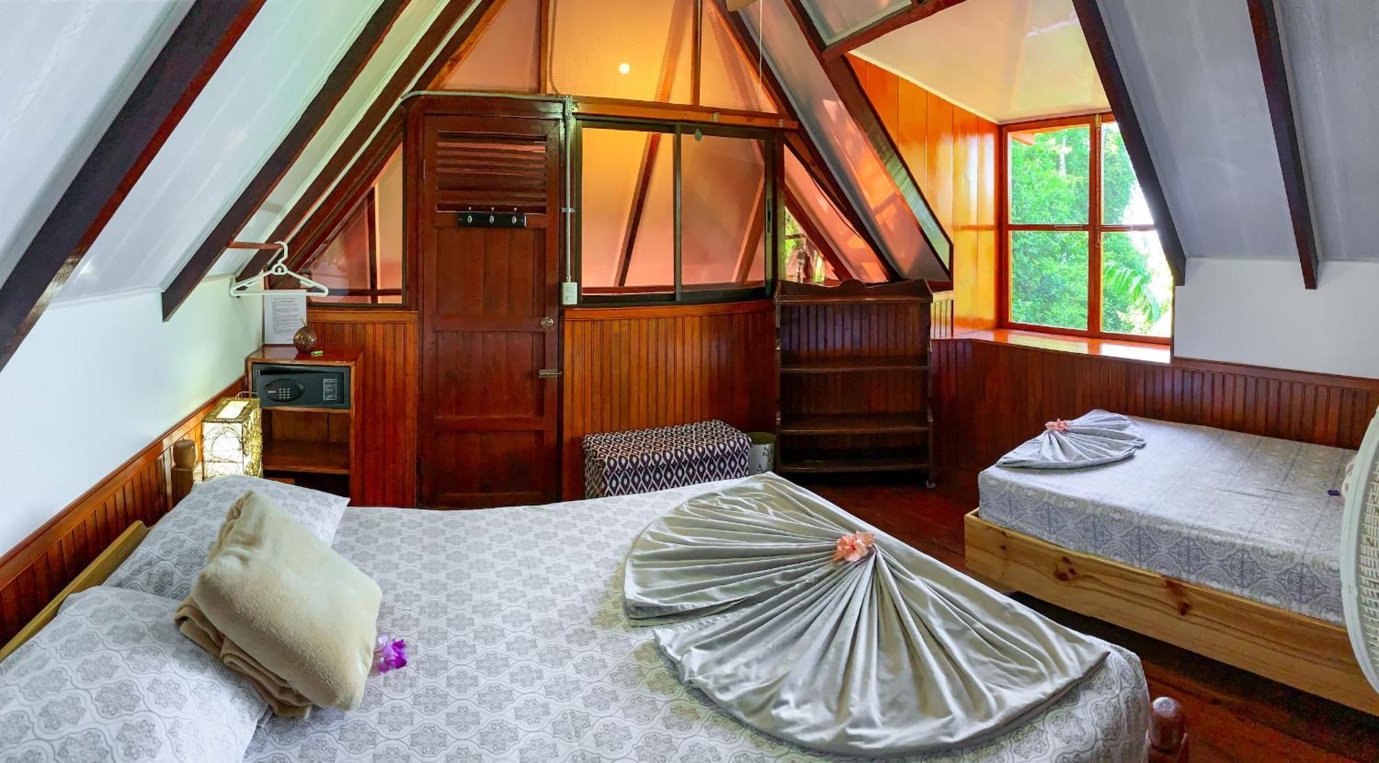Las Caletas Lodge Drakes Bay 部屋 写真