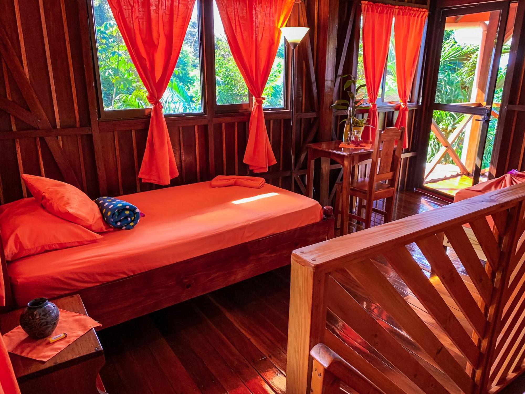 Las Caletas Lodge Drakes Bay 部屋 写真