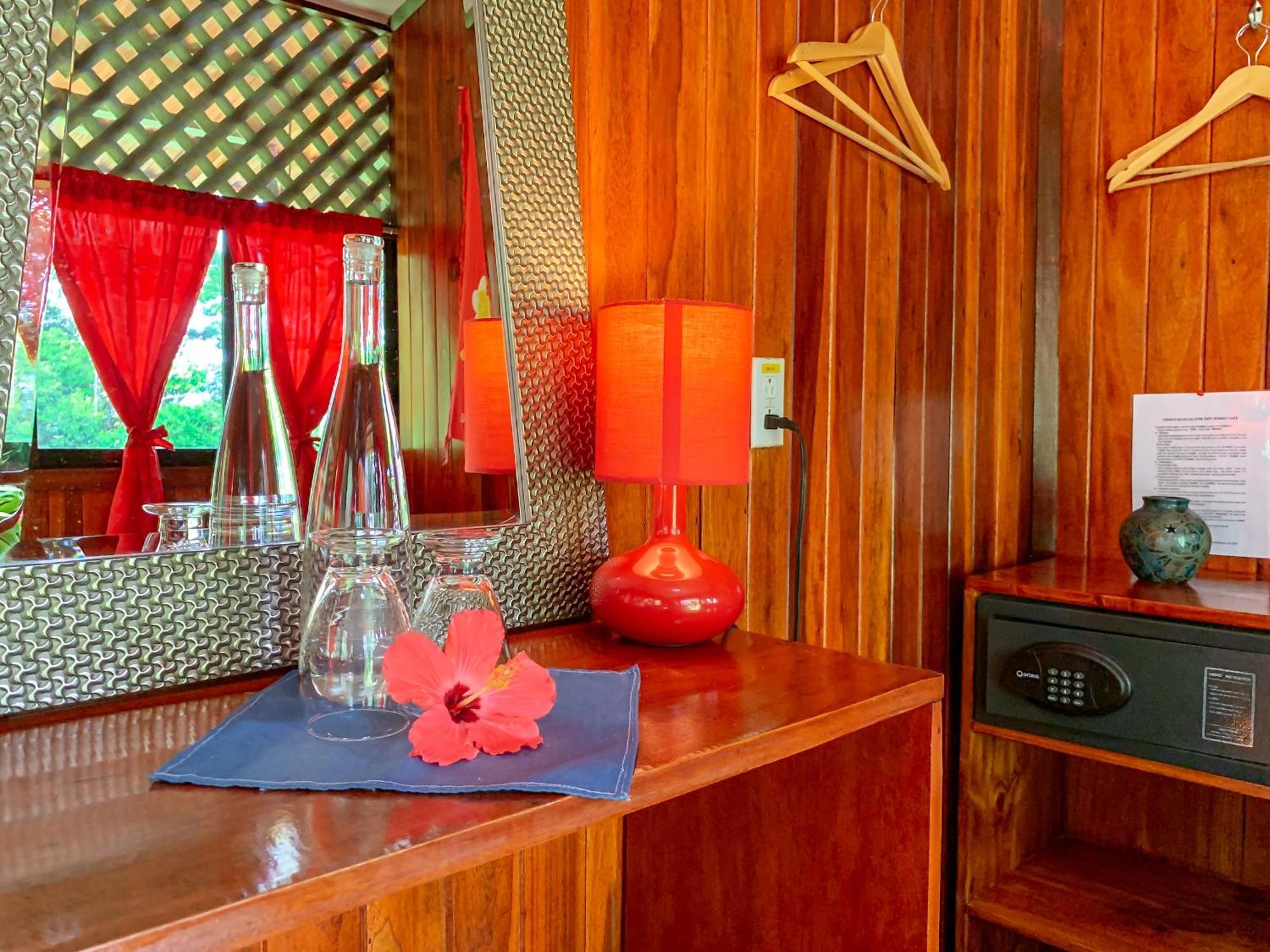 Las Caletas Lodge Drakes Bay 部屋 写真