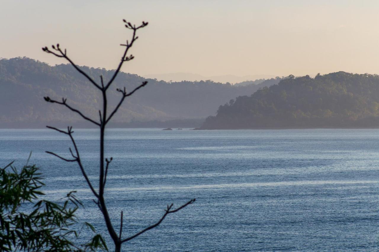 Las Caletas Lodge Drakes Bay エクステリア 写真